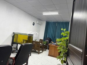 siêu phẩm nhà 2 mặt thoángô tô đỗ cửavân canh hoài đức. ngay gần các trường fpt, công nghệ đông á