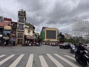 bán nhà mặt phố hồ hoàn kiếm, 358 tỷ, 217m2, hàng bông, hoàn kiếm, hà nội - hàng hiếg hiếm tại hot!