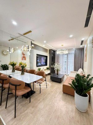 em sinh đang có quỹ 10 căn 3pn diện tích 81m2 nhà full đồ, chung cư the sun- mễ trì.lh 