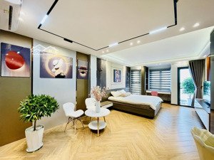 bán căn nhà sài đồng - dt 68m 5tầng thang máy mặt tiền 5m - giá chỉ hơn 9tỷ