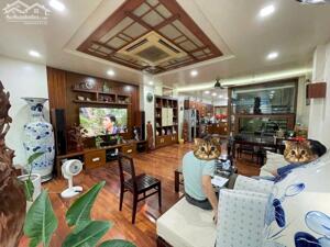 Chỉ 31 tỷ sở hữu nhà Lô góc, DT 78m, 6 tầng, Nội thất xịn, Gara ô tô Phố Trung Kính.