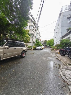 9,9 tỷ thương lượng hàng hiếm giá tốt bán đất tặng nhà đường số 12, khu phố 2 5x20m = 100m²