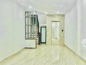 ơ nhà đẹp đây rồi! phố thuỵ khuê tây hồ, ngõ thông tứ phía, ba gác chạy, nhà mới 6t thang máy, 40m