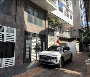 chính chủ quân đội cấp cao về hưu bán nhà đẹp tự xây chắc chắn 2 thoáng trước sau ô tô đỗ cửa