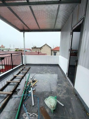 giang biên 38m dân xây 4 tầng giá 4,3 tỷ mới tinh