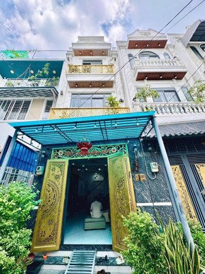 bán nhà 3 lầu,hẻm ô tô đường quang trung p14 gò vấp. giá : 5,68 tỷ