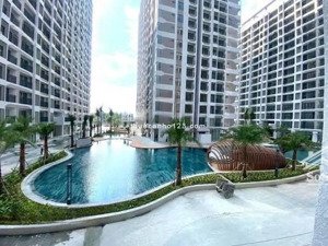 chính chủ cần bán căn hộ mt eastmark city 3pn căn góc 96m giá 4ty5 giá tốt nhất. lh 