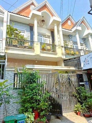 chắc ai đó sẽ cần! nhà sổ hồng riêng bà điểm giáp tân bình