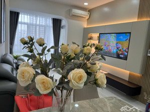 bán nhanh căn hộ sky garden 1, phú mỹ hưng, 3pn 2wc, nội thất cao cấp, hợp đồng thuê 29 triệu/tháng