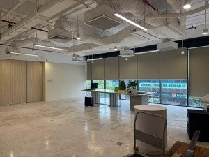 cho thuê văn phòng n01-t4 ngoại giao đoàn, giá thỏa thuận, 600m2, nội thất cơ bản, hot!