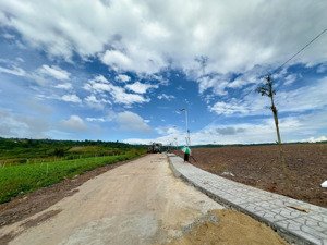 đầu tư lô đất view đồi cực đẹp sổ riêng, chỉ 730 triệu sở hữu ngay 1.200m2 ven đà lạt