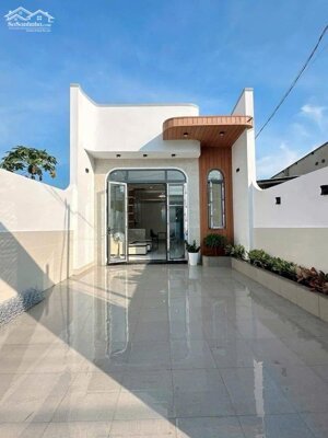 NHÀ CẤP 4 SỔ HỒNG RIÊNG THỔ CƯ, GIÁ MỀM,CHỈ CẦN 500TRIỆU NHẬN NHÀ