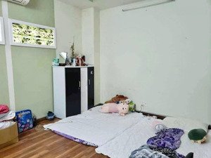 lê quang định bình thạnh - hẻm xe hơi - 4.5 x 13 có nở hậu - 3 tầng 4pn - 6.8 tỷ còn tl