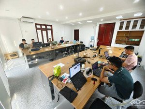 cho thuê văn phòng, trung tâm đào tạo, logictic, xuất khẩu lao động cầu cốc diện tích 69m2*6 tầng
