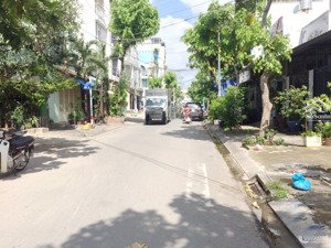 bán nhà mặt tiền - 45m2 (ngang 4m) - 4 tầng - nở hậu - hồ thành biên phường 4 quận 8 - nhỉnh 6 tỷ