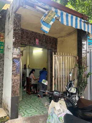 cần bán nhà mtkd trần quang cơ, q. tân phú.