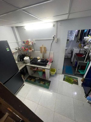 cho thuê mặt tiền trần thủ độ chỉ 12tr/th 3 phòng ngủ , tiện ở hoặc kinh doanh , thuận tiện đi lại