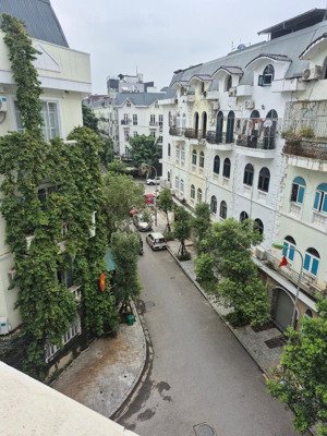 bán gấp bt 6 tầng, 102m2, 27,5 tỷ tại dương nội, hà đông, hà nội, sổ sẵn, giao dịch ngay