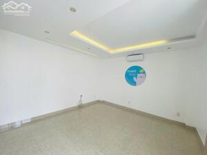 Cho Thuê Mặt Bằng Tầng 2 Siêu Xinh *