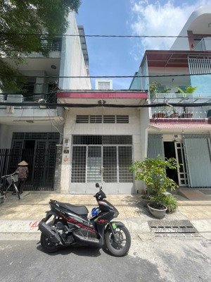 bán nhà mặt tiền thành công số nhà phát lộc 69,7m2 vị trí đẹp, đường 12m có vỉa hè giá 11.5 tỷ tl
