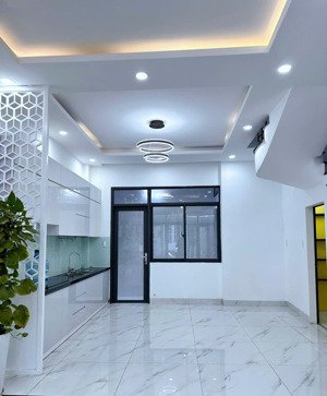 nhà 3 tầng đường huỳnh tấn phát, dtxd 73m2, 1 trệt, 2 lầu, 4pn, sổ hồng riêng, giá 7.3 tỷ