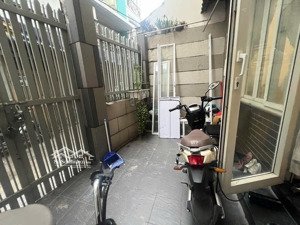 bán nhà hẻm xe hơi,56 m2 xây 5 tầng hơn 7 tỷ,dương quảng hàm,quận gò vấp