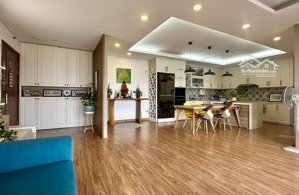 bán căn hộ 3pn rộng rãi - toà n03t5 ngoại giao đoàn