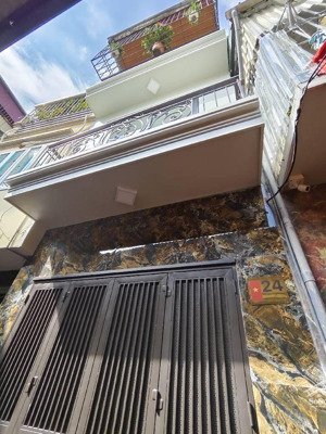 bán nhà vĩnh hưng 42 m2, nhô 4 tỷ