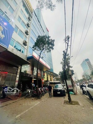 bán nhà mặt phố 5 tầng tại hoàng quốc việt,, 63.9m2, hàng hiếm, kinh doanh siêu đỉnh, hơn 30 tỷ