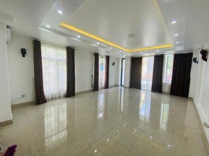 cho thuê mặt bằng tầng 2 siêu xinh