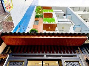 cần bán căn nhà đường 6m long hưng-tân bình. giá 4tỷ120.đang cho thuê 23tr.gần bệnh viện thống nhất