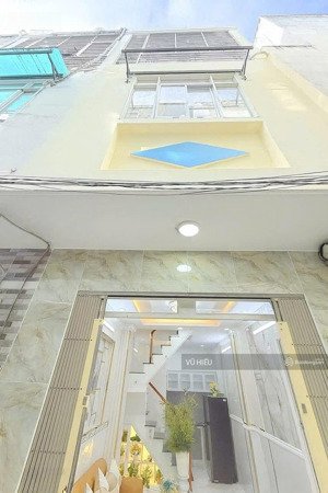 bán nhà đẹp 2 lầu cách hẻm xe hơi chỉ vài bước chân - tt.nhà bè.