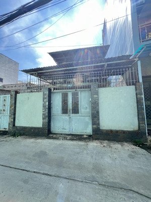 bán nhà hxh gần mt trường chinh, p.13, tb. 5,25x12m. chỉ 8 tỷ 1