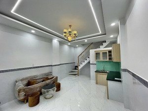 bán nhà mới đẹp ở ngay tân hoà đông bình tân chỉ nhỉnh 3 tỷ tl