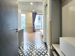 căn hộ dịch vụ cho thuê, nội thất đầy đủ, thang máy tới tận phòng