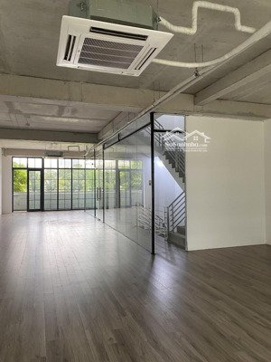 cho thuê văn phòng siêu đẹp ở lê quang đạo mễ trì dt 150m2 mt 8m giá 35tr