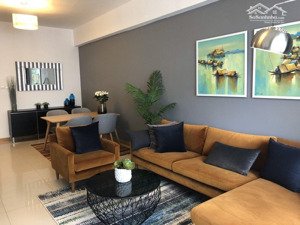 chủ nhà gửi bán căn 2pn giá 8.8 tỷ full nội thất. lh pkd hotline xem nhà trong 5 phút