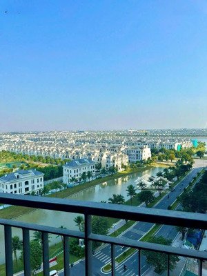 chính chủ bán căn 1n+ đông nam, view biệt thự tầng trung đẹp vinhomes ocean park