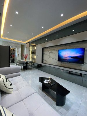 bán nhà mỗ lao, hà đông, nhà mới đẹp, full nội thất. dt 50m2 5 tầng 6pn. cách ô tô tránh 10m