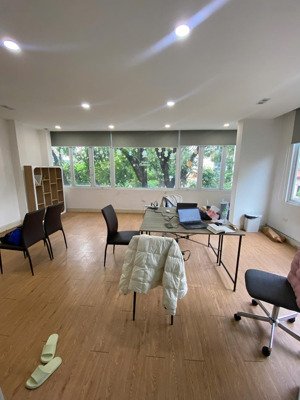 cho thuê tầng 3 tại 446 đội cấn 3tr/tháng