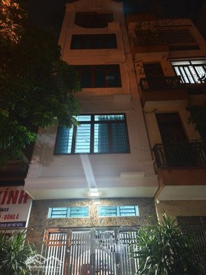 bán nhà riêng dân xây, 40m2, 5 tầng, vị trí cực đẹp, quanh 7 tỷ