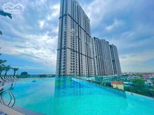 Bán 2 ngủ 2 vệ sinh , 60m2 sử dụng, View Đảo - chung cư Sky Oasis Ecopark - Giá chỉ 4 tỷ 5