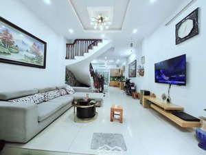 bán nhà gần hồ văn quán, hà đông 55m2 5 tầng nhà mới đẹp, full nội thất. cần bán nhanh trước tết dl