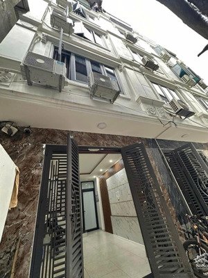 [giá siêu rẻ] cần bán toà ccmn mễ trì 6t - 10p kk - 40m ra ô tô tránh - 48m x 5m - doanh thu tốt