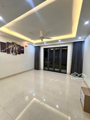 bán nhà 5 tầng thang máy cạnh phố lê lợi căn góc ôtô đỗ cửa kinh doanh đỉnh 10tỷ nhỏ lhcc0963435088