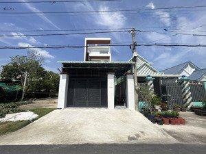 kèo thơm giảm 800 triệu còn 3 tỷ 4 mặt tiền kinh doanh trung tâm củ chi 3 tầng 6x30m