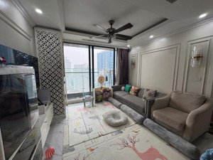 chính chủ bán ch sunshine city dt 98m 3pn full nt đẹp sẵn sổ view đẹp tầng trung 9,5tỷ: o971o85383