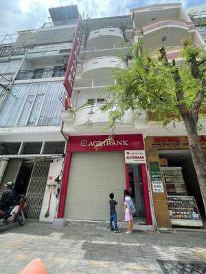 siêu vị trí trung tâm quận 1 nhà 2mt cô bắc, 4x23.hđ thuê agribank 79tr/th.giá chỉ 42 tỷ tl