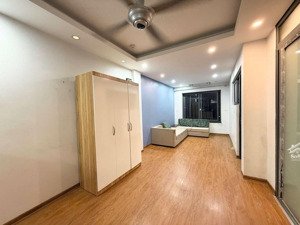 bán nhà riêng tại võ thị sáu, thanh nhàn, hai bà trưng, hà nội, 18 tỷ, 60 m2. thang máy cao cấp.
