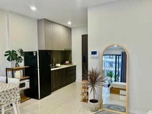 bán nhanh căn hộ officetel lavida plus 37m2, đang có hợp đồng thuê 10tr/tháng